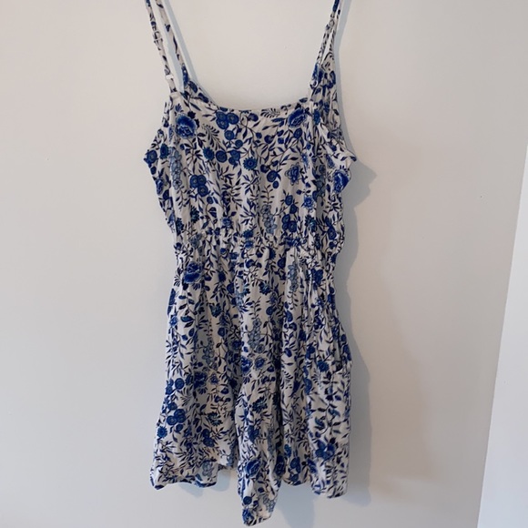Floral blue short romper from H&M - Picture 6 of 6